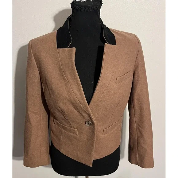 Trouve Blazer Womens Small Camel Tan Wool Blend Cropped One Button Jacket - Picture 2 of 15